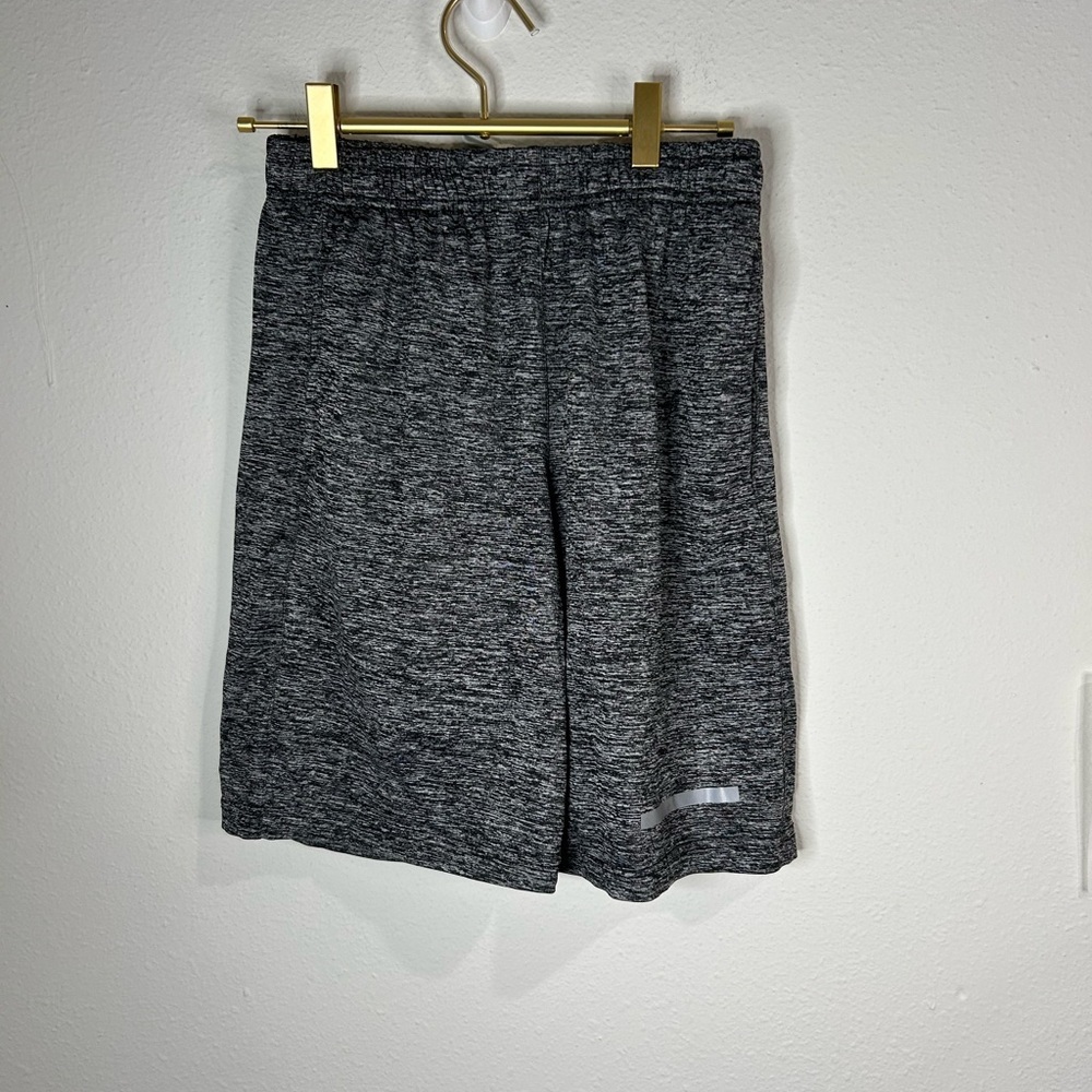 Liberty Pro Boys Athletic Shorts Youth Medium Gray Performance Activewear